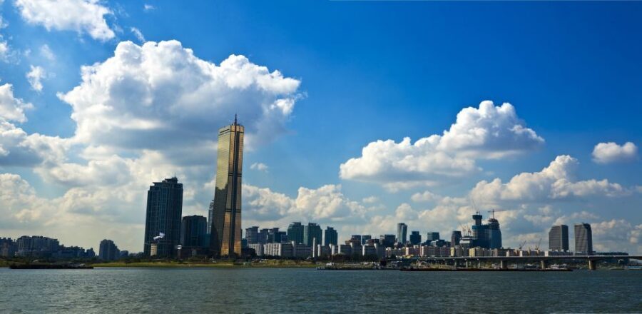 Seoul: Private Walking Tour with a Local - Big highlights you can request: palaces, hanok areas, and Namsan Tower
