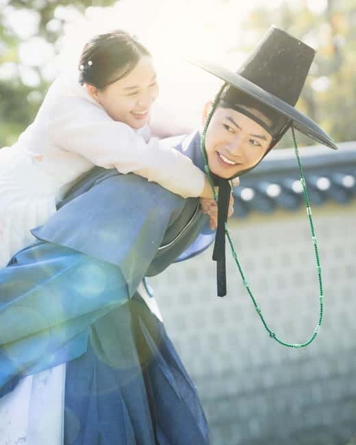Seoul: Professional Hanbok Photography at Gyeongbok Palace - Key highlights you will feel right away