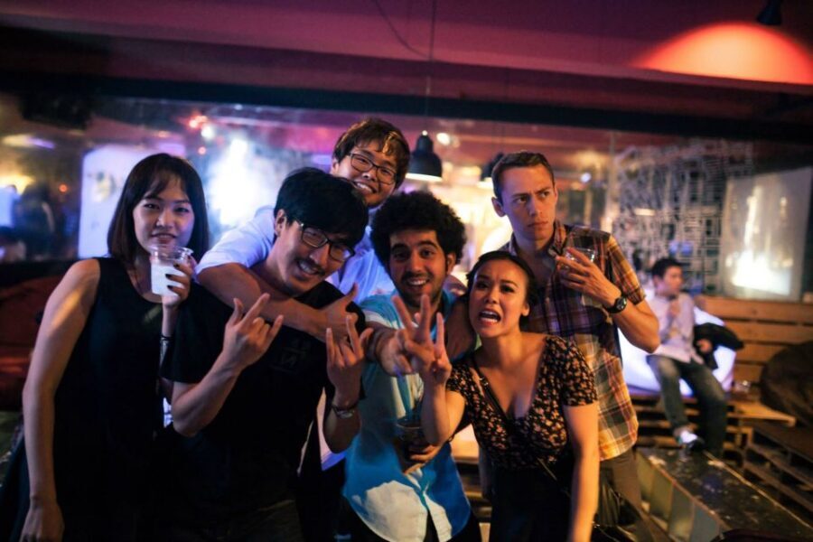 Seoul: Pub Crawl - Itaewon or Hongdae: Pick Your Seoul Night