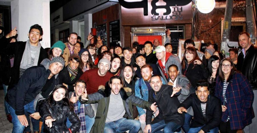 Seoul: Pub Crawl - Venue reality check: crowds, music styles, and smoking