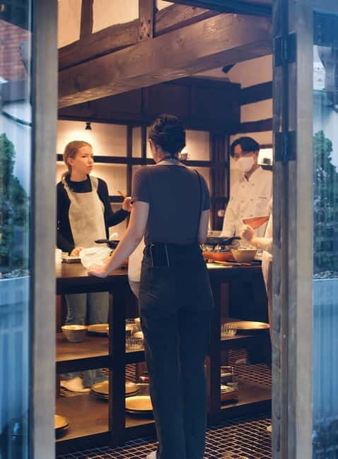 Seoul: Royal Seoul Cooking Class in a 100-Year-Old Hanok - What You’ll Cook in 2 Hours: Royal-Style Classics You Can Recreate