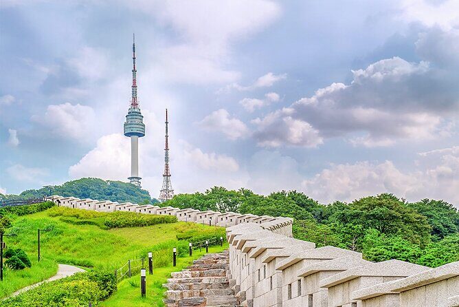 Seoul Self-Guided Audio Tour - Temple calm in the middle of the city: Jogyesa and Bongeunsa