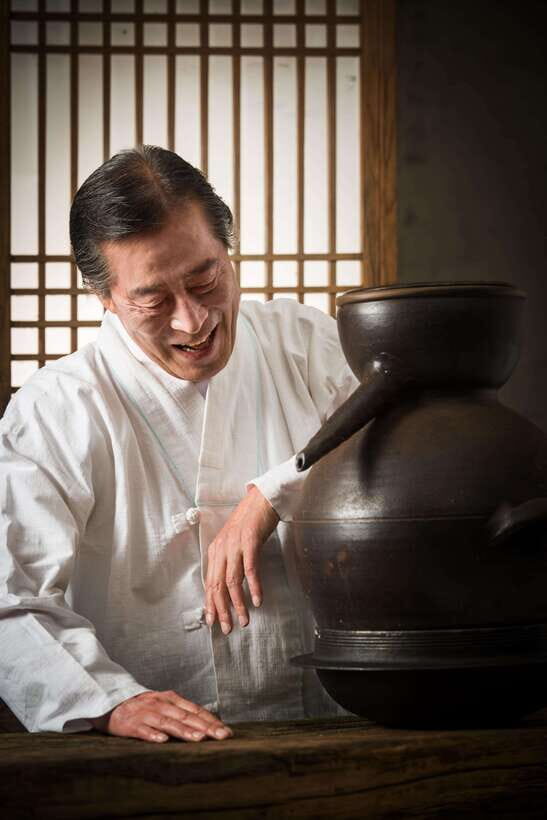 Seoul: Soju Tasting at Distillery - The Hongdae distillery vibe: where you actually start
