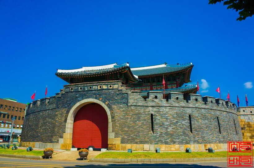 Seoul: Suwon Hwaseong, Folk Village, & Starfield Library - How the 10 Hours Actually Feel: Pace, Timing, and Break Points