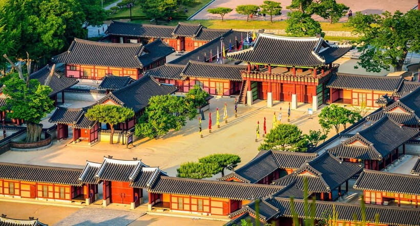 Seoul: Suwon Hwaseong Fortress & Korean Folk Village Tour - Korean Folk Village: Traditional Houses, Performances, and Lots of Photo Potential