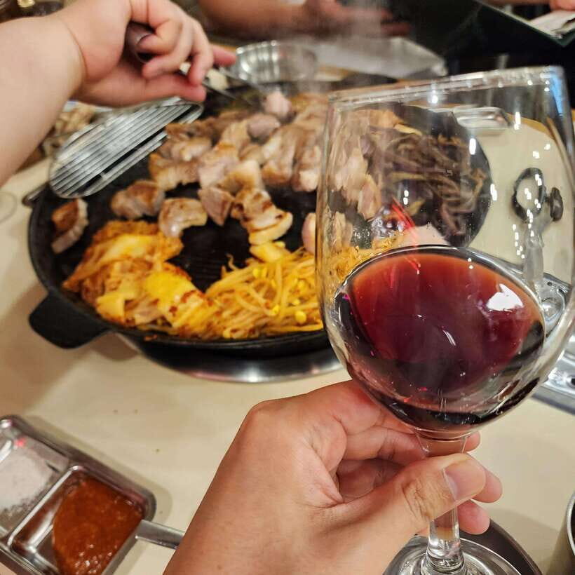 Seoul: Wine & Korean BBQ, Perfect Pairing Dinner in Sinchon - Who Actually Guides This Evening: Expect a Warm, Conversation-Friendly Host