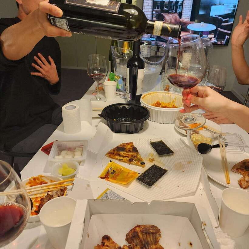 Seoul: Wine & Korean BBQ, Perfect Pairing Dinner in Sinchon - Price and Value: Is $49 a Good Deal for Wine + Korean BBQ?