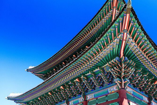 Signature Seoul : Netflix Sites, Street Food & N Seoul Tower - A tight 8-hour Seoul sampler, starting at 9:10