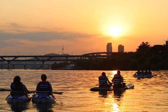Stand Up Paddle Board (SUP) and Kayak Activities in Han River - The best times to book: daylight views vs sunset energy