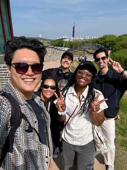 Suwon: Baseball Game with Fortress and Local Food Tour - KT WIZPARK baseball: how to enjoy the game without guessing