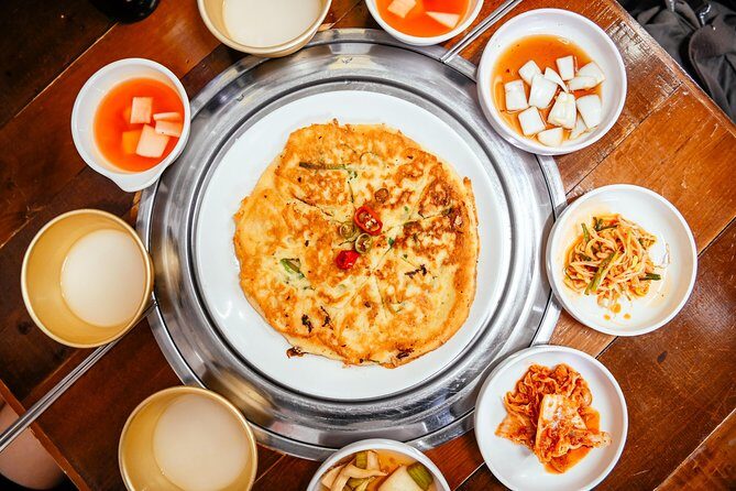 The Award-Winning PRIVATE Food Tour of Seoul: The 10 Tastings - Entering A Private Seoul Food Tour (Not a Packaged Group March)