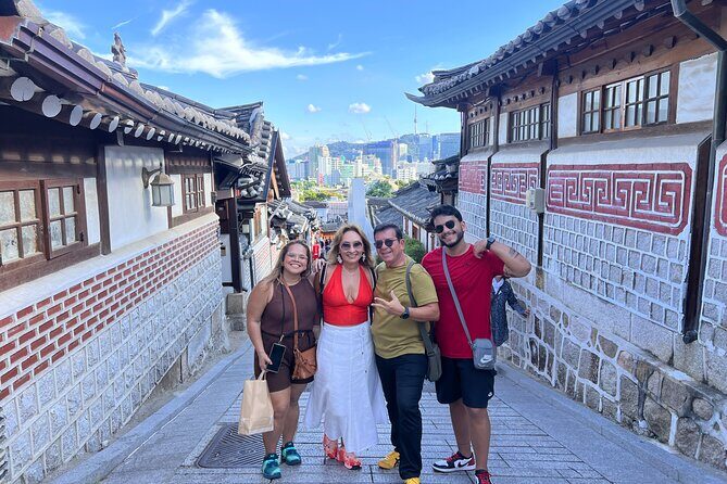 Time Travel in Seoul: Gyeongbokgung Palace, Folk Museum & Bukchon - Price and value: what $57.09 actually buys you