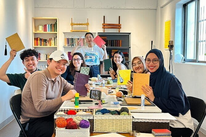 Traditional Korean Bookbinding Experience in Seoul, Hongdae - Hanji and silk: why this notebook feels different