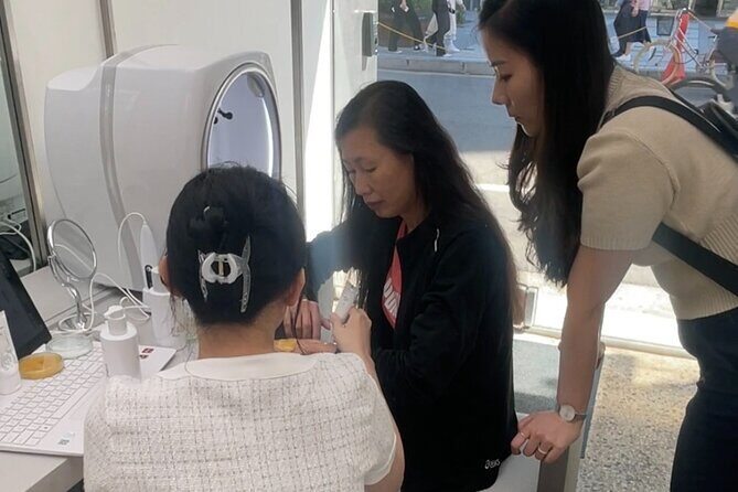 Ultimate K-beauty Experience: from Make up to Photoshoot - Starting at Myeongdong: Your Personal Color Palette First